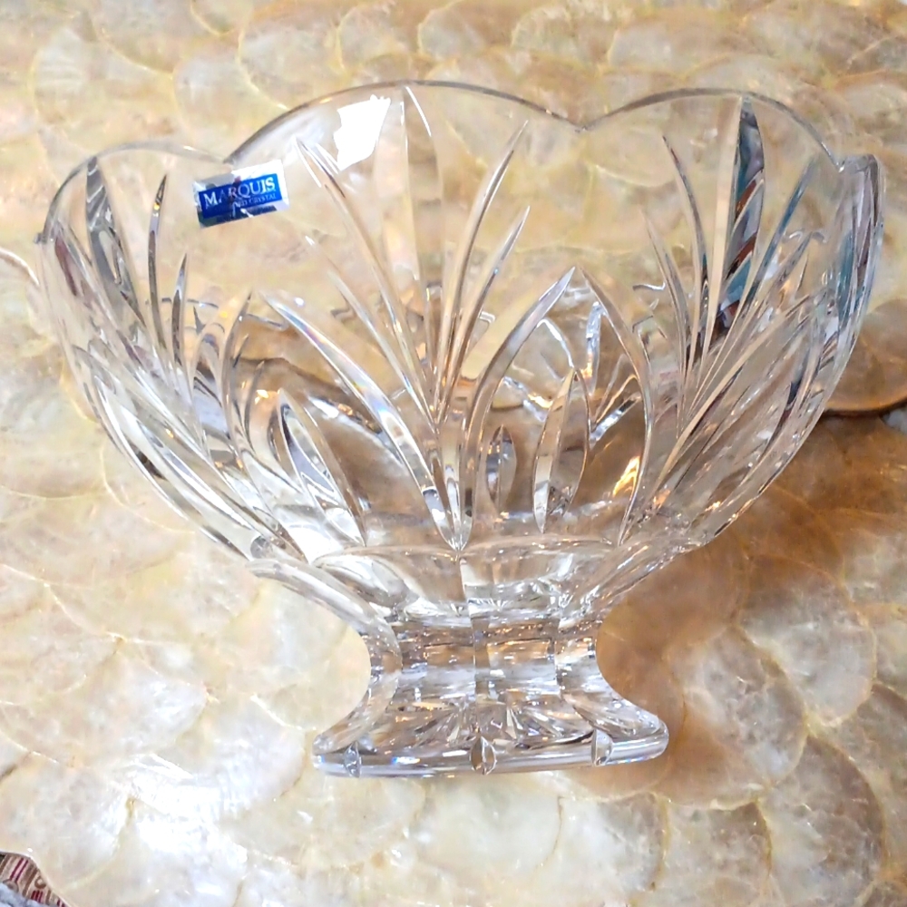 Marquis Waterford Crystal scalloped pedestal Bowl 1 1/ 2" scratch see PHOTO